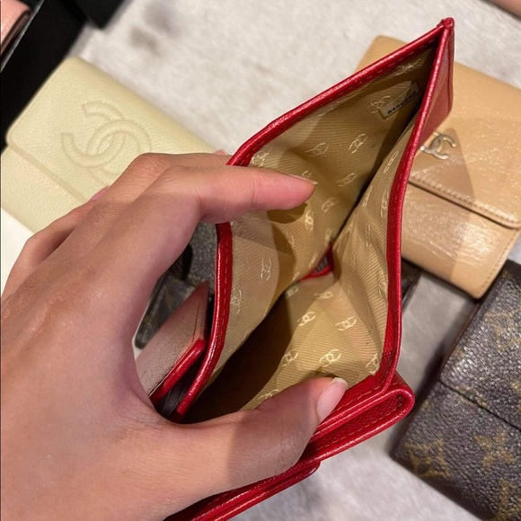 Chanel Bifold Wallet - Picture 6 of 6